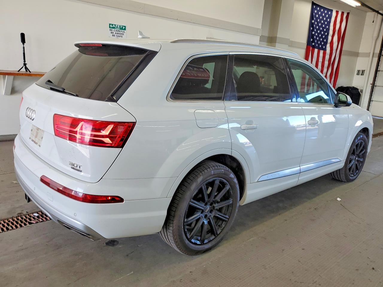 2017 Audi Q7 Premium Plus - Фото 3