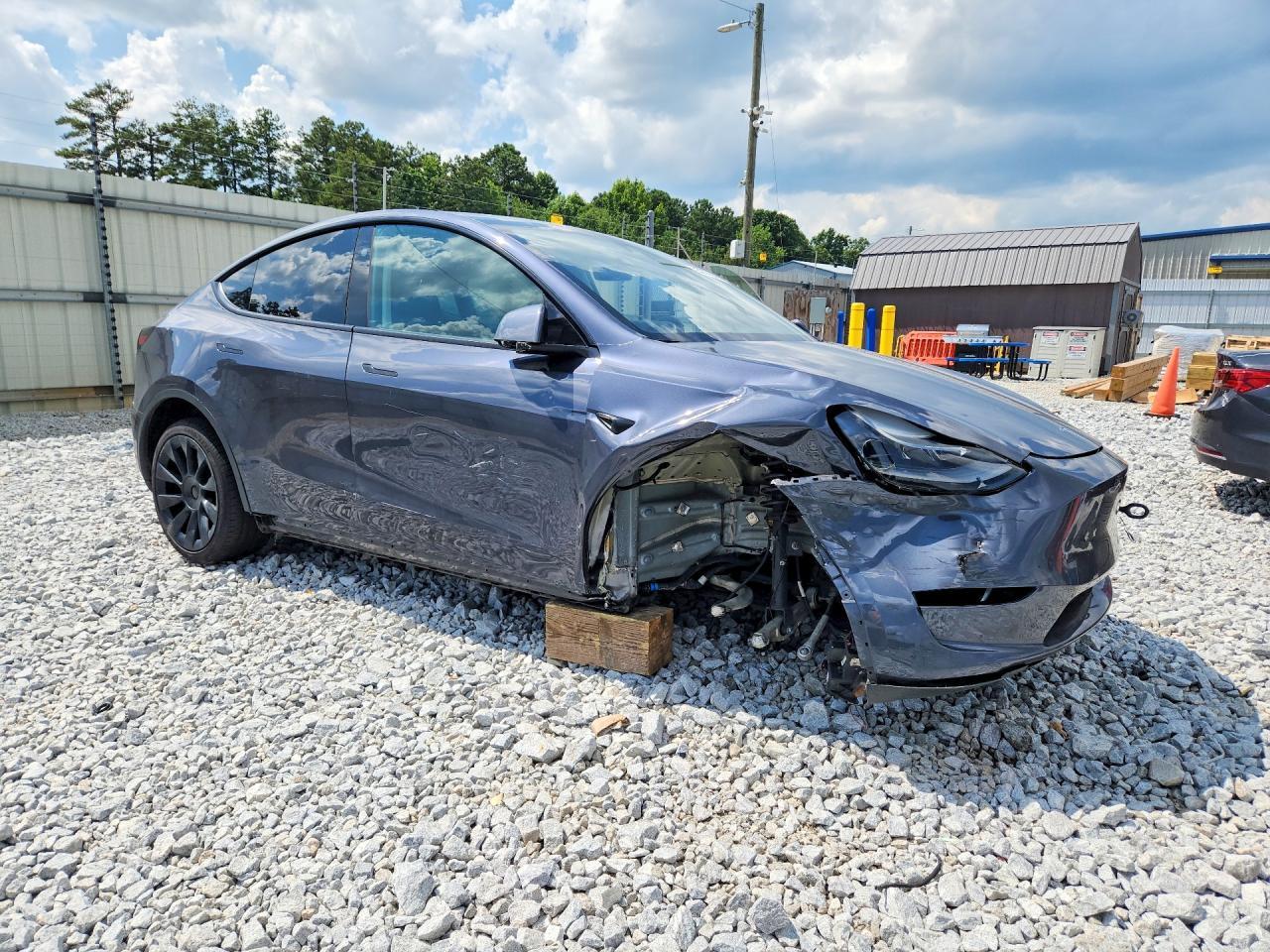 2023 Tesla Model Y - Фото 4
