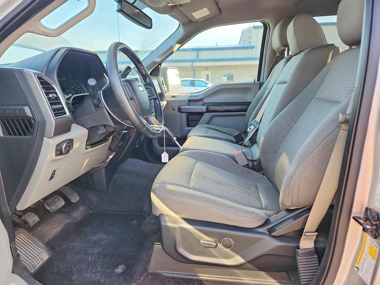 2015 Ford F150 Supercrew - Image 7
