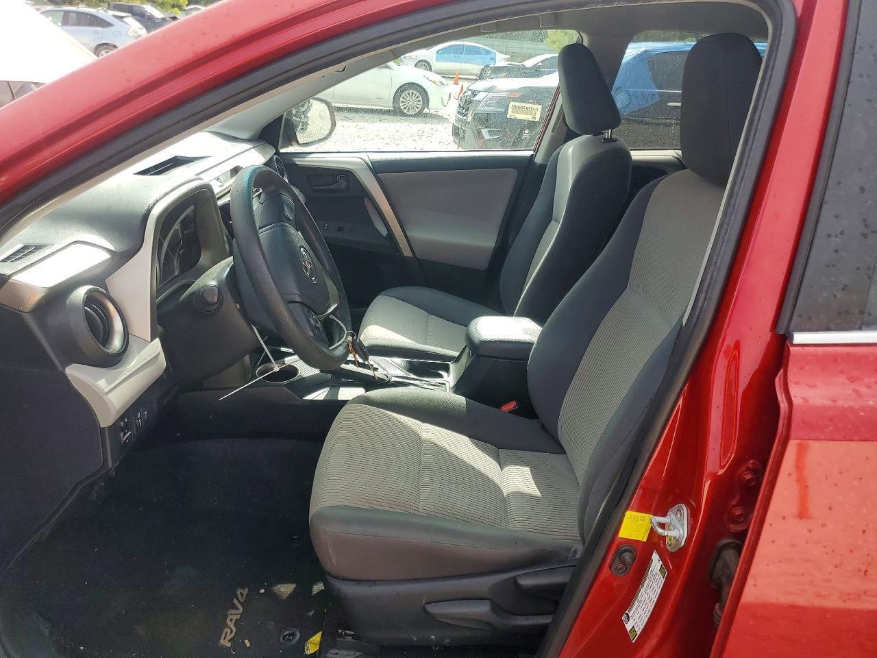 2015 Toyota Rav4 Le - Image 7