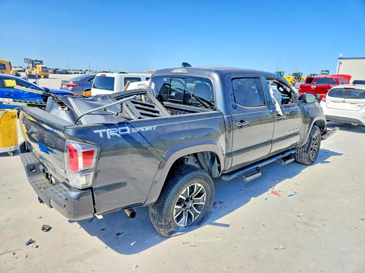 2020 Toyota Tacoma Trd Sport - Image 3