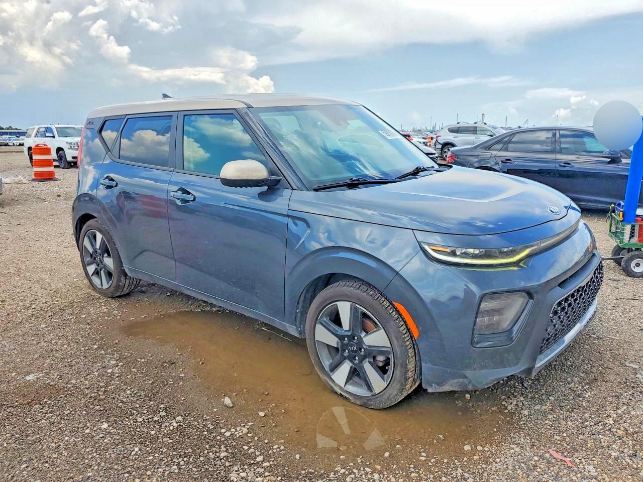 2020 Kia Soul Ex - Image 4