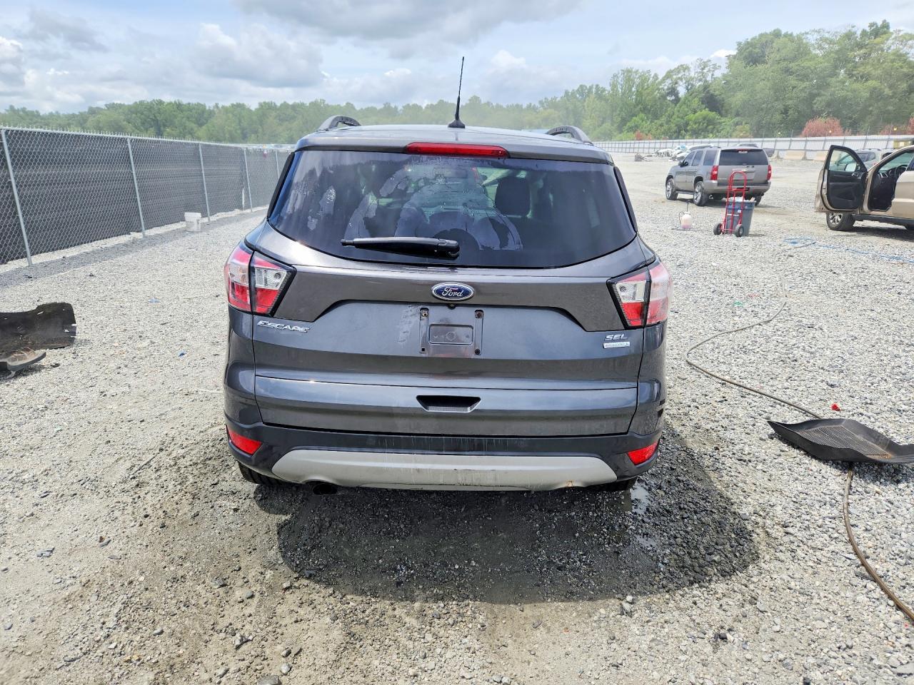 2018 Ford Escape Sel - Фото 6