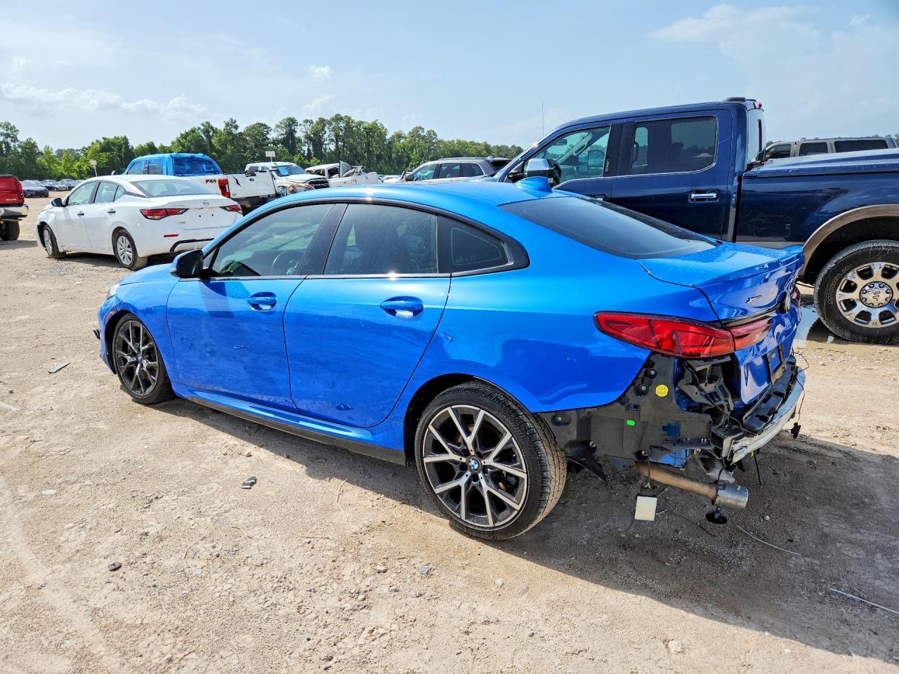 2022 BMW 228Xi - Image 2