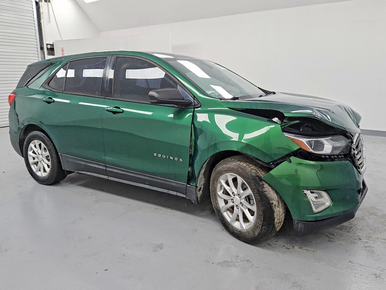 2018 Chevrolet Equinox Ls - Фото 4