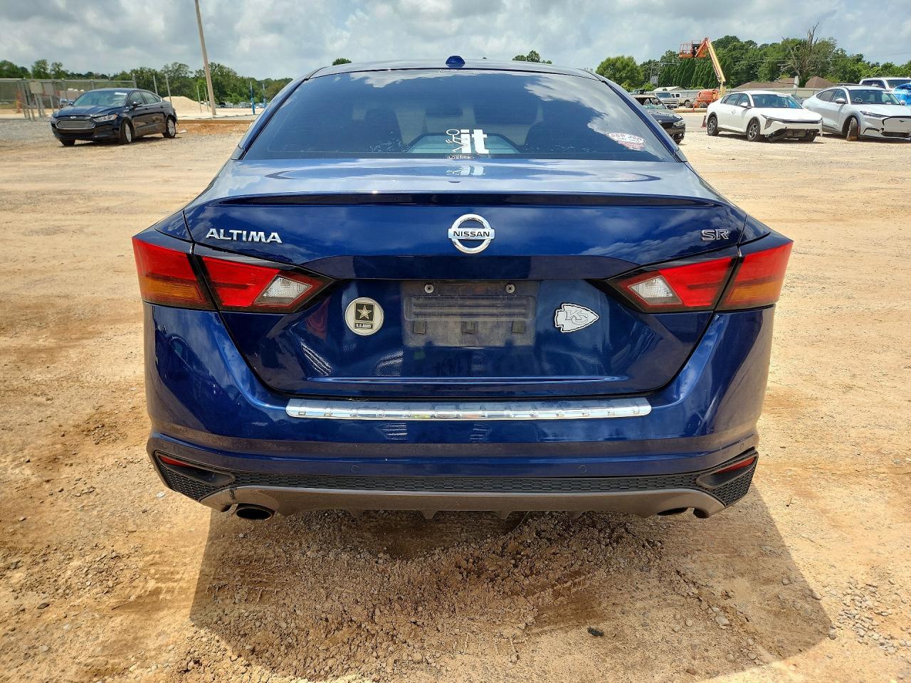 2022 Nissan Altima Sr - Фото 6