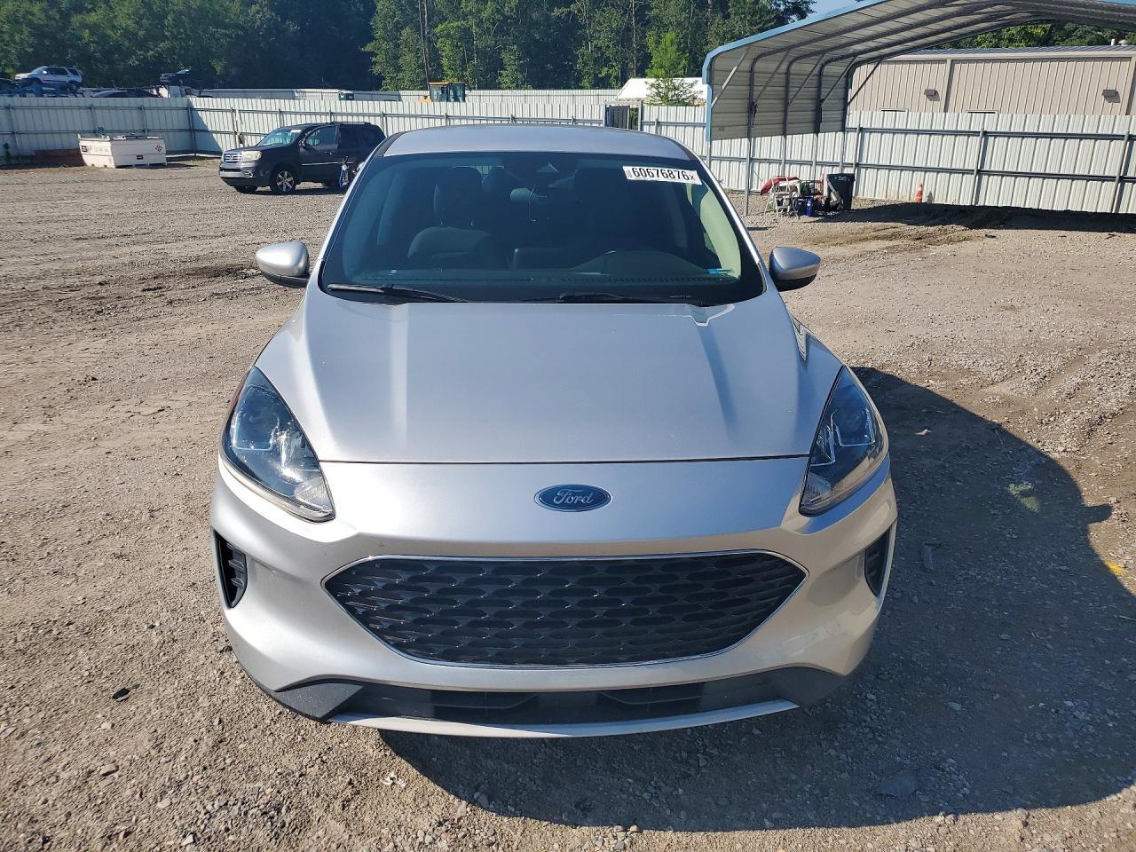 2020 Ford Escape Se - Фото 5