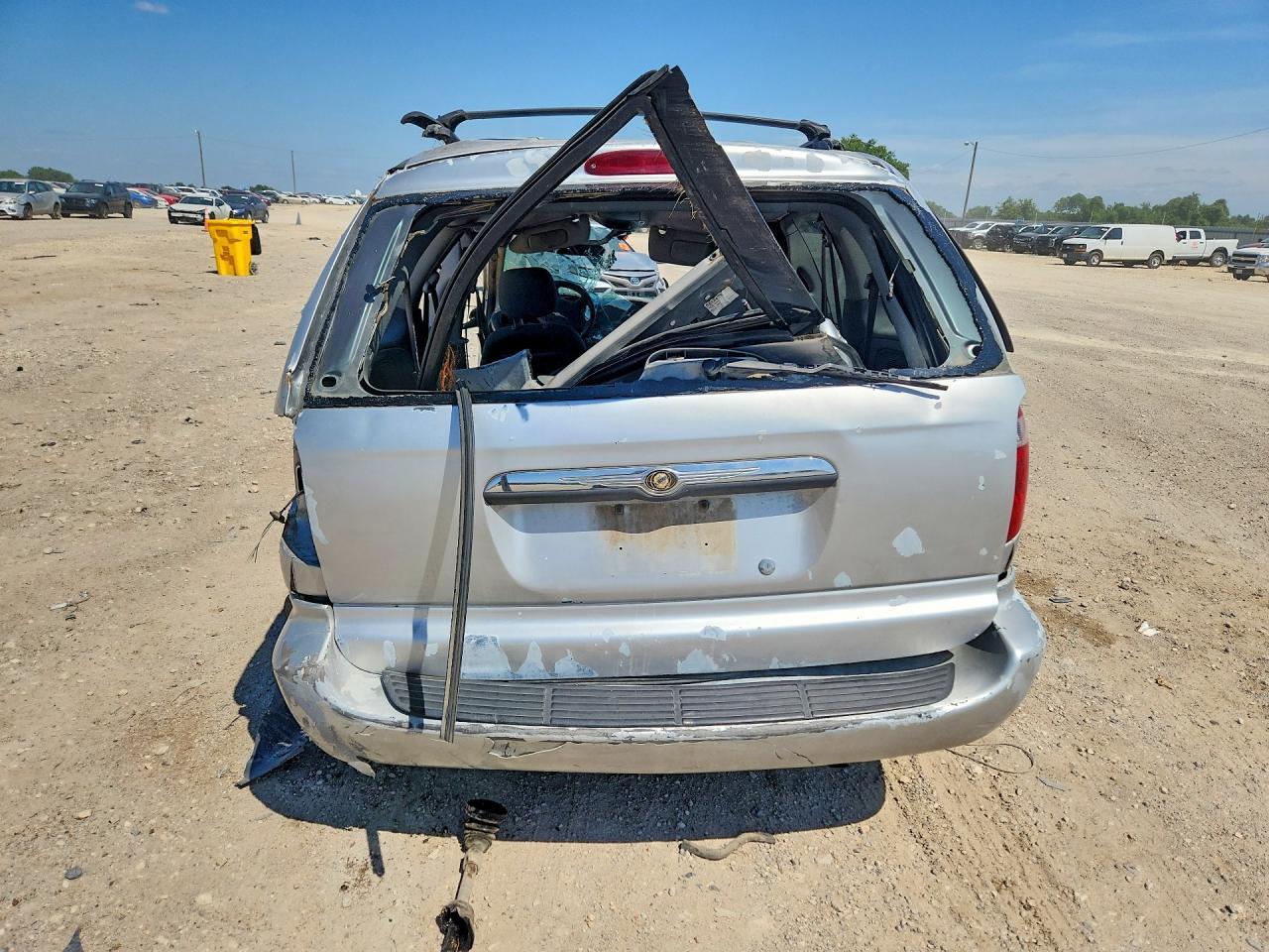 2008 Chrysler Town & Cntry - Фото 6