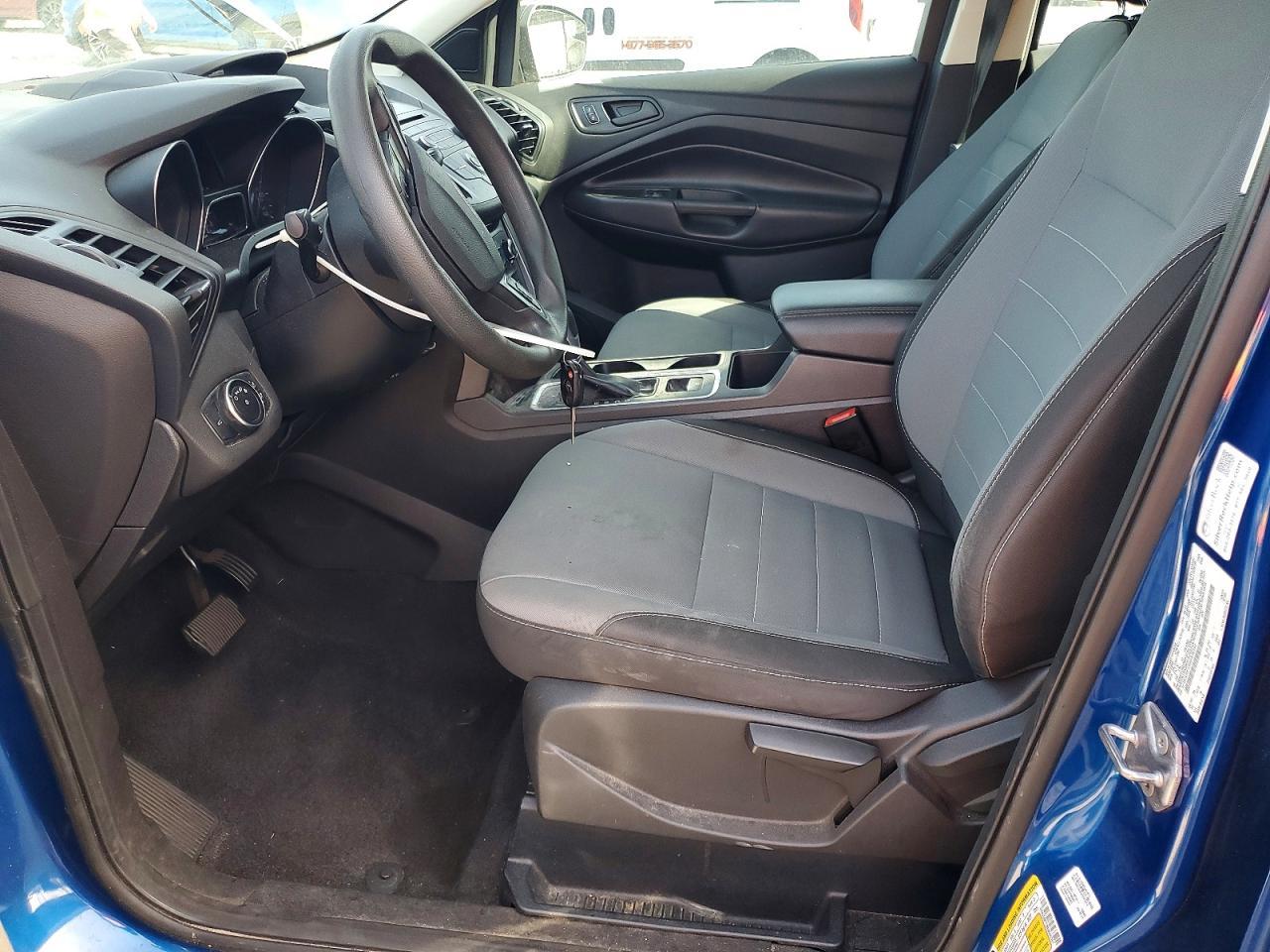 2017 Ford Escape S - Фото 7