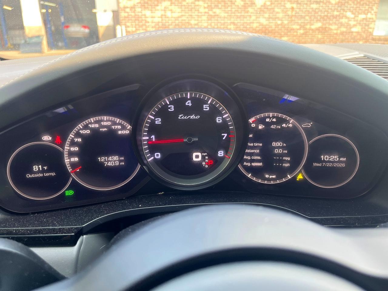 2020 Porsche Cayenne Turbo - Фото 6