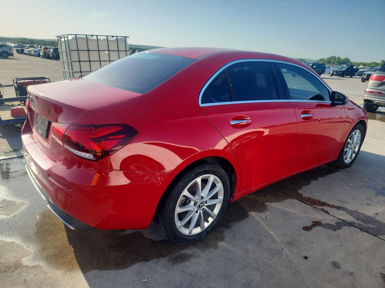 2019 Mercedes-Benz A 220 - Фото 3