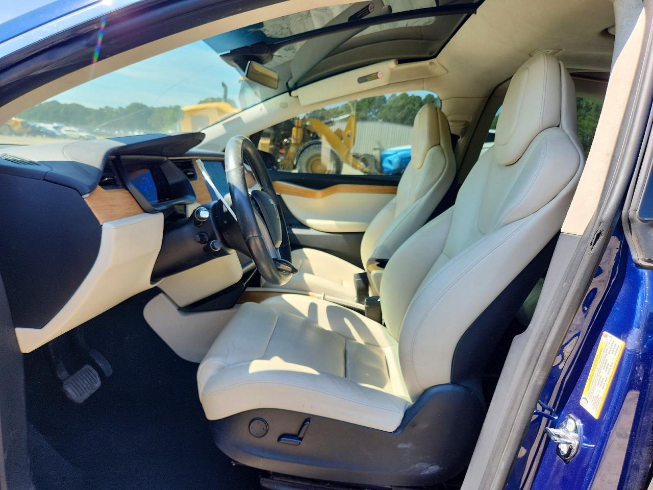 2019 Tesla Model X - Фото 7