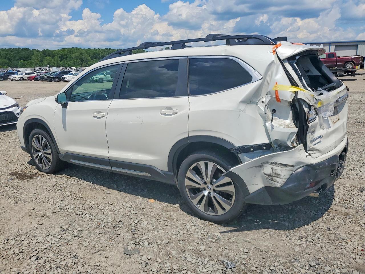 2022 Subaru Ascent Limited - Image 2