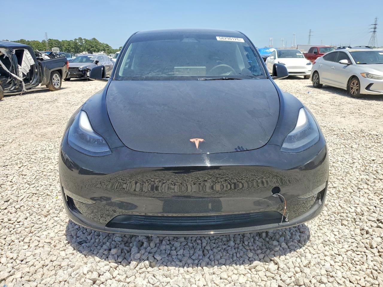 2024 Tesla Model Y - Фото 5