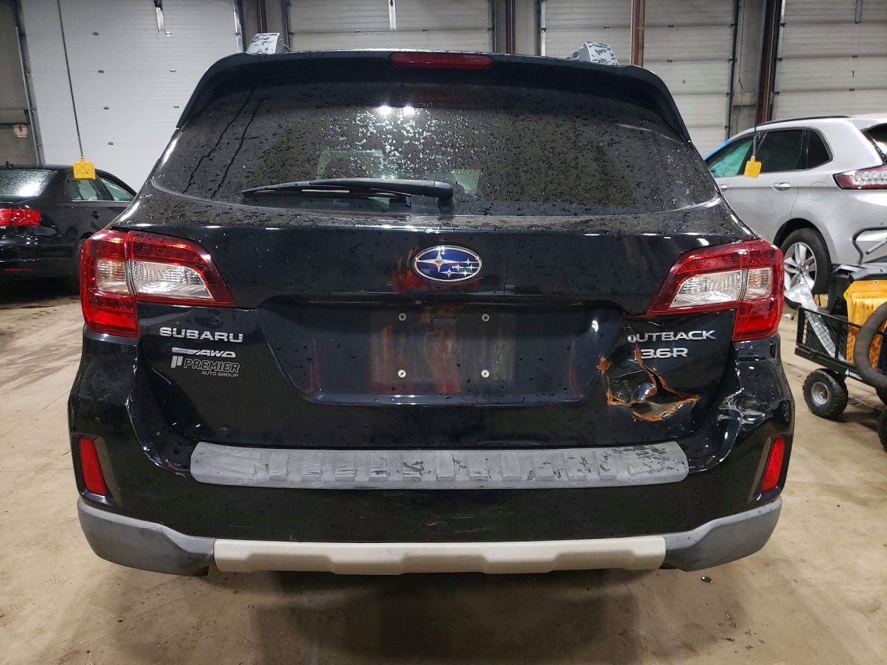 2015 Subaru Outback 3.6R Limited - Image 6
