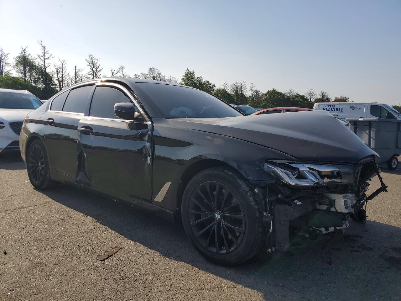 2021 BMW 530 Xi - Image 4