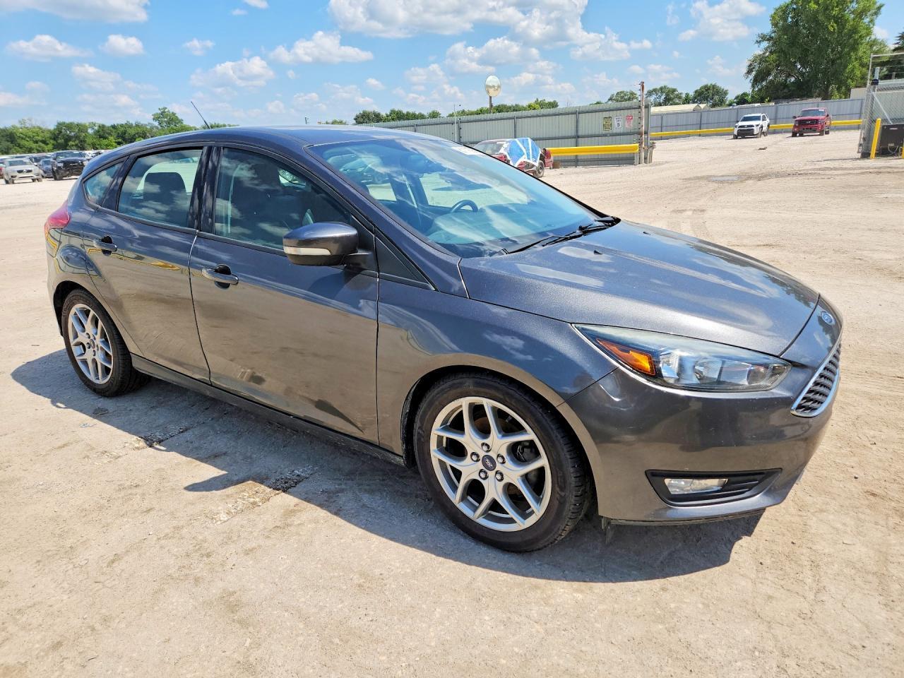 2015 Ford Focus Se - Image 4