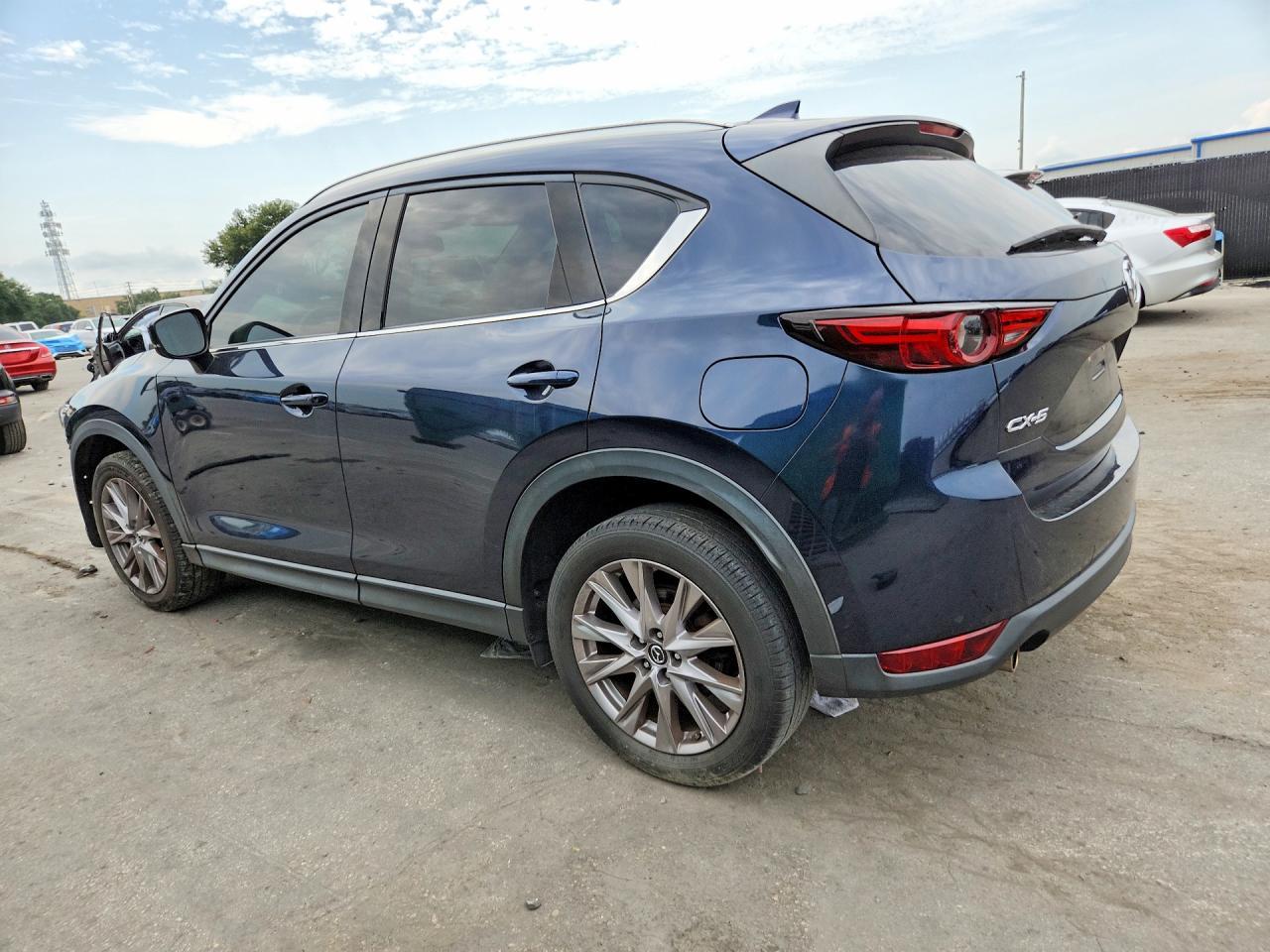 2019 Mazda Cx-5 Grand Touring - Фото 2