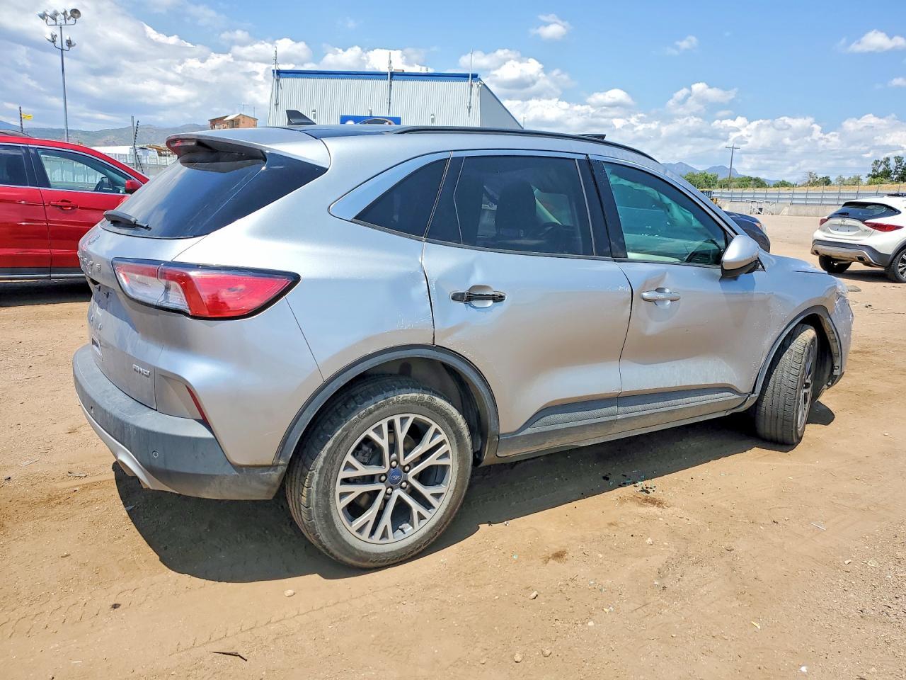 2021 Ford Escape Sel - Фото 3
