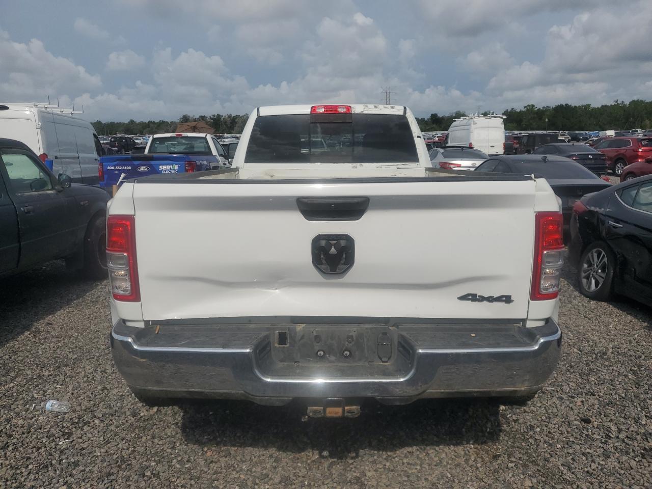 2024 Ram 3500 Tradesman - Фото 6