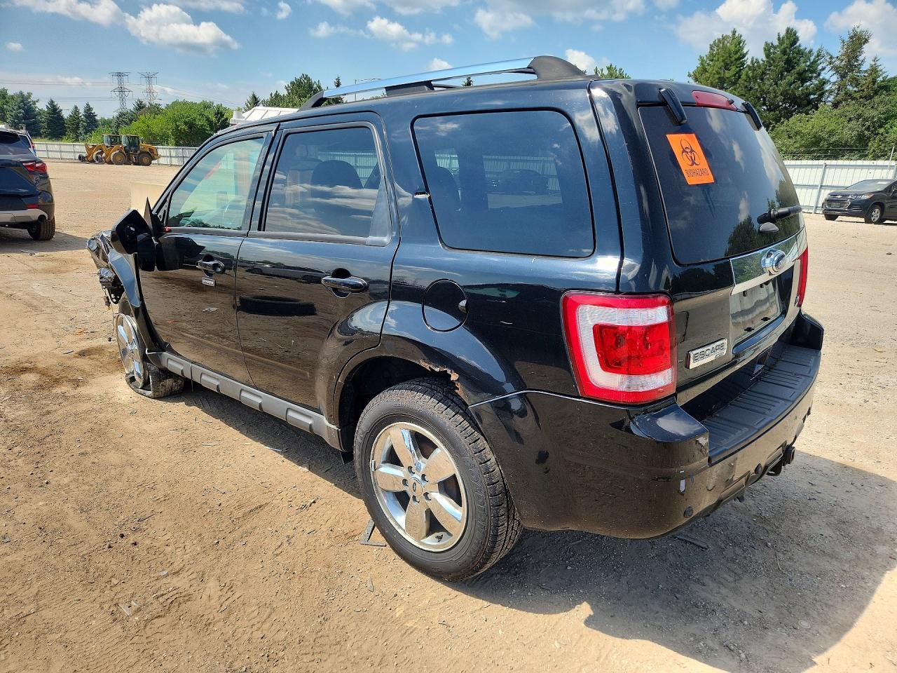 2012 Ford Escape Limited - Фото 2