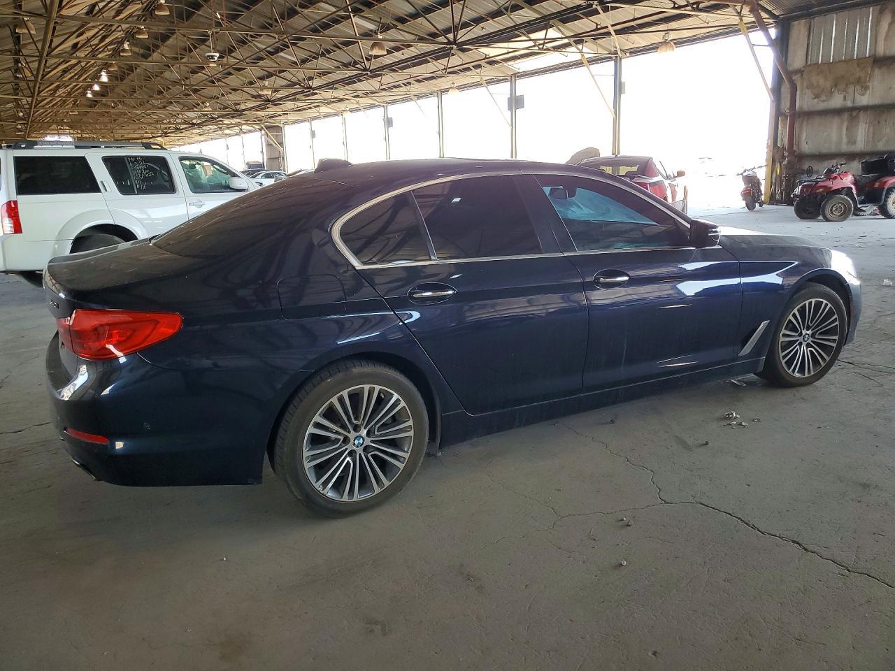2017 BMW 540 I - Фото 3