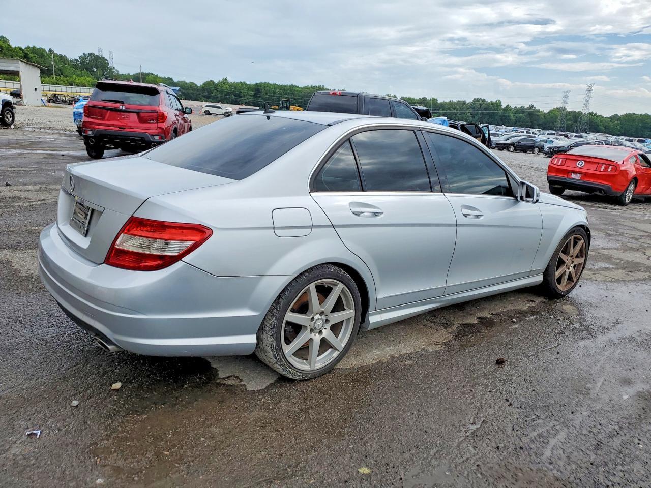 2011 Mercedes-Benz C 300 - Image 3