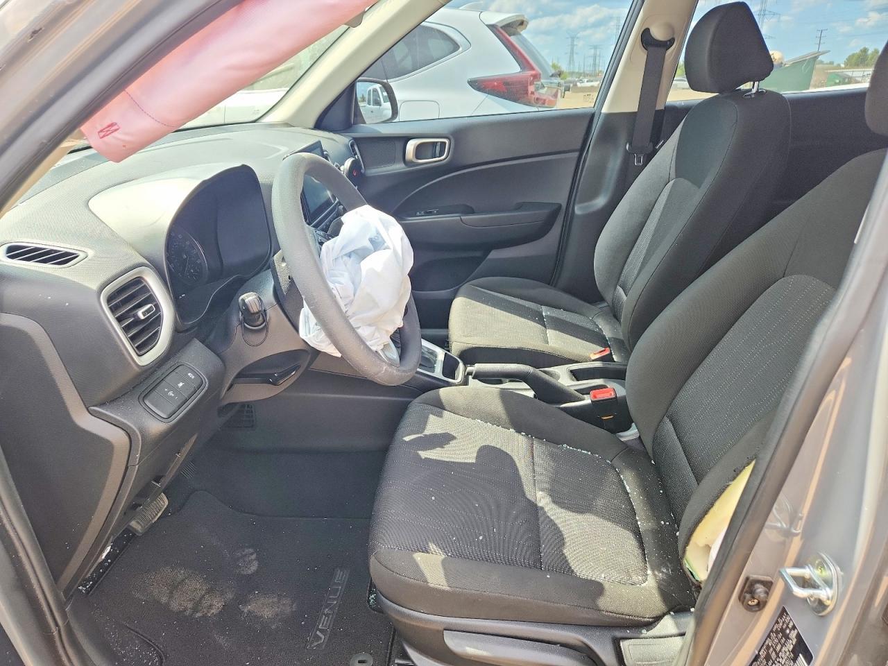 2022 Hyundai Venue Se - Image 7