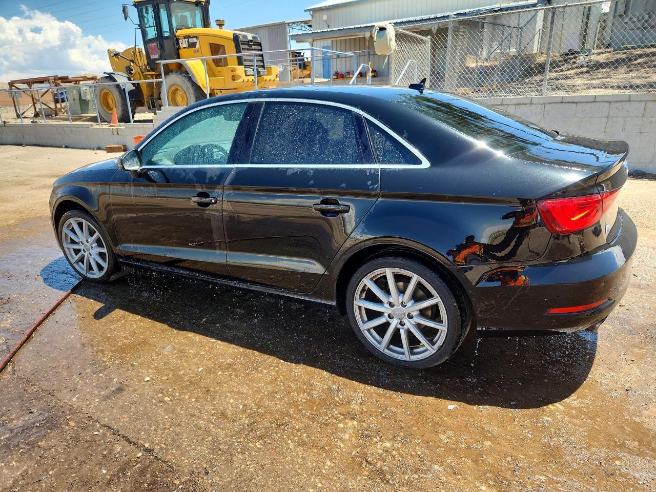 2016 Audi A3 Premium Plus - Фото 2