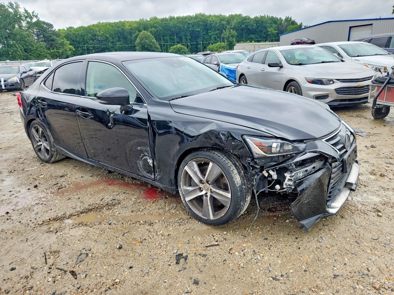 2017 Lexus Is 200T - Image 4