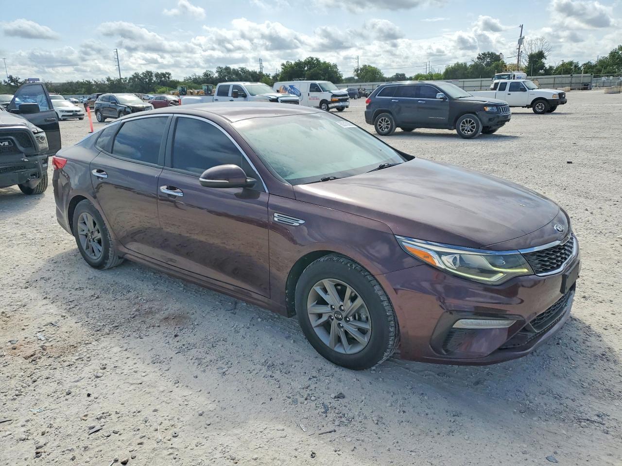 2019 Kia Optima Lx - Image 4