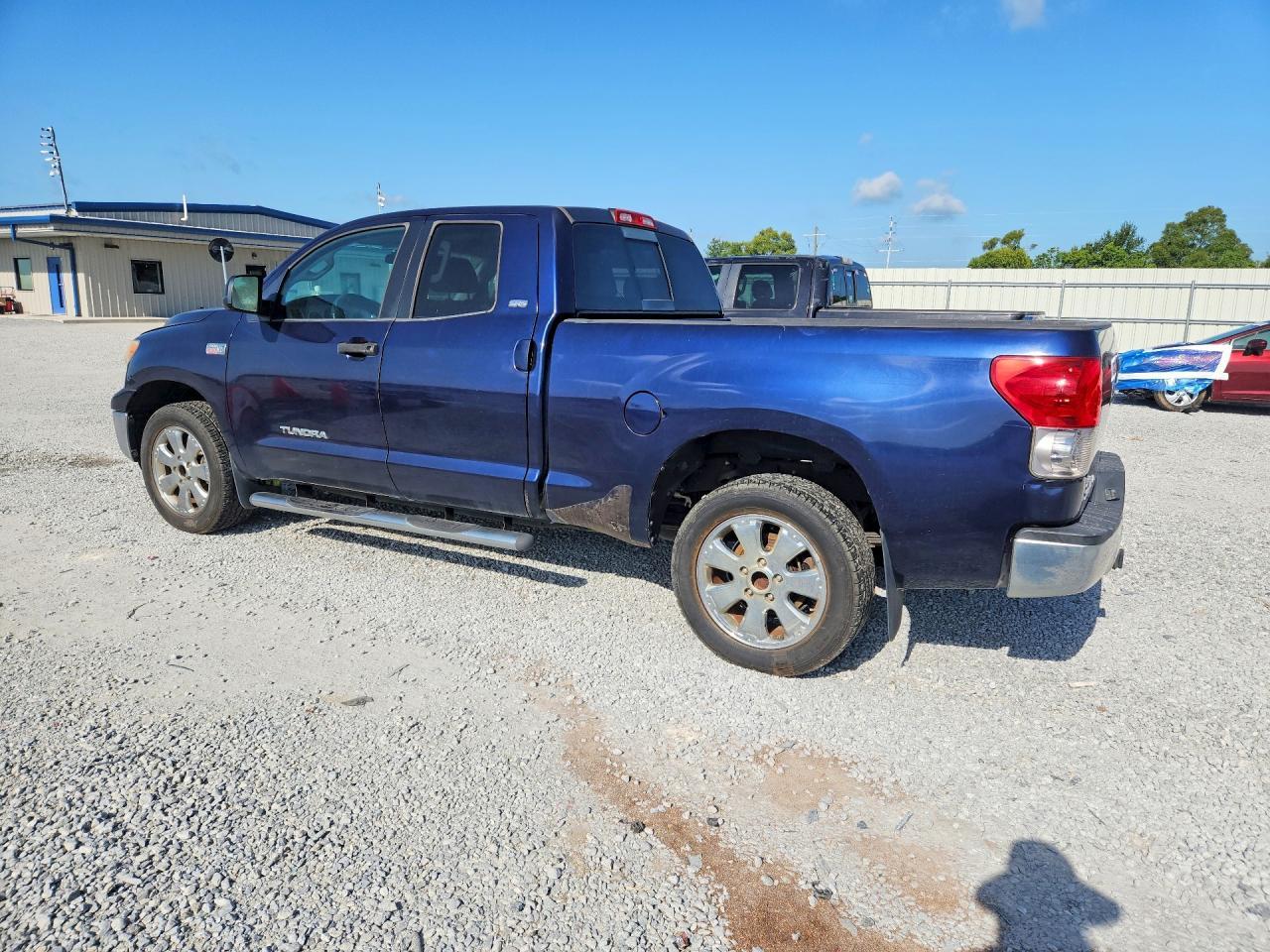 2009 Toyota Tundra Sr5 - Image 2