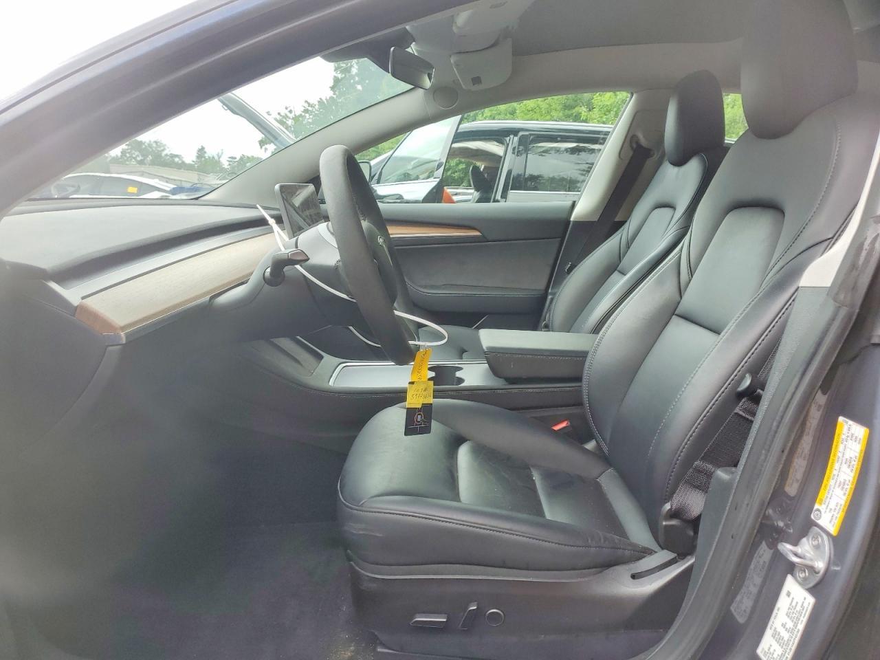 2023 Tesla Model 3 - Image 7