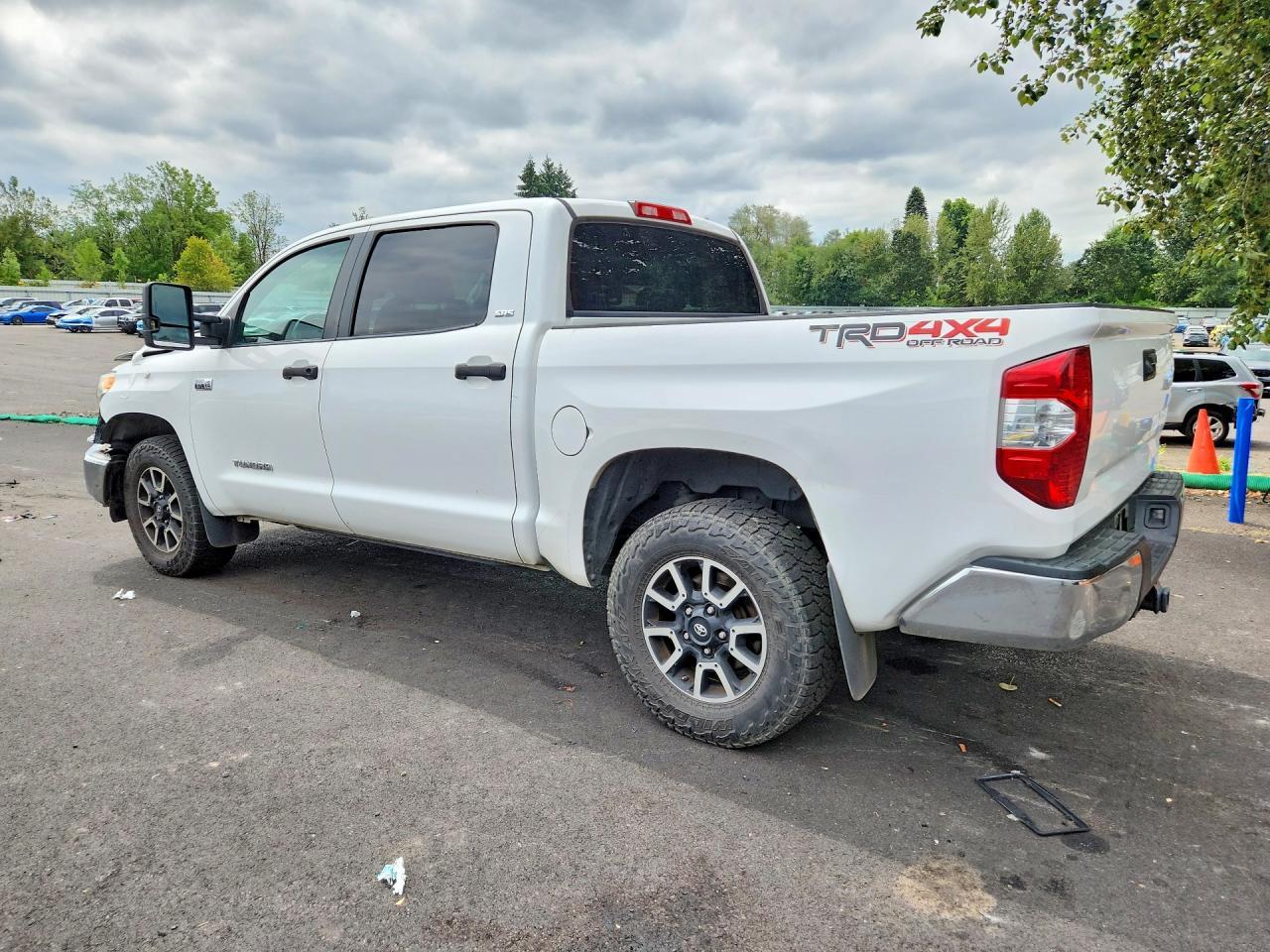 2016 Toyota Tundra Sr5 - Фото 2