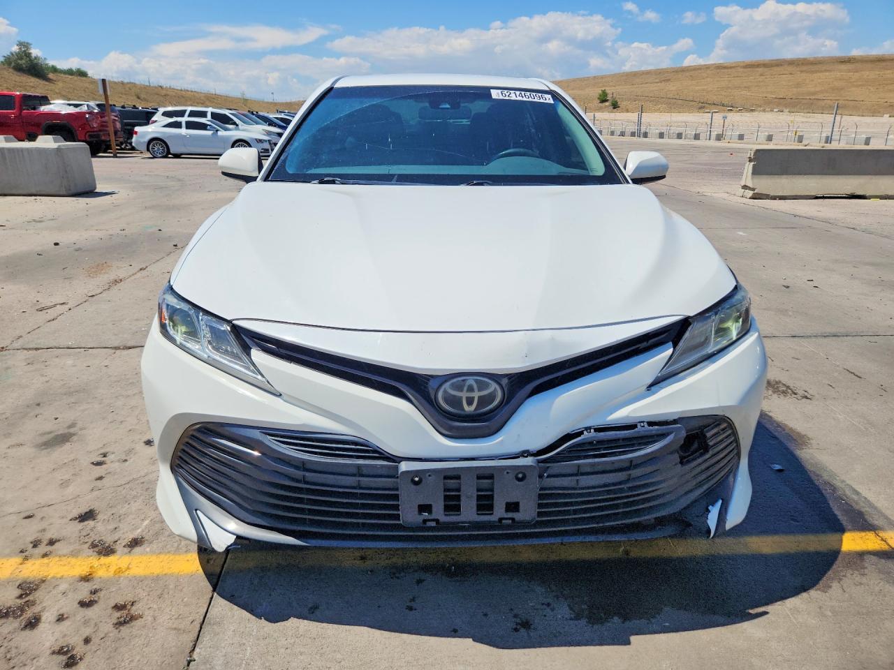 2018 Toyota Camry Le - Фото 5