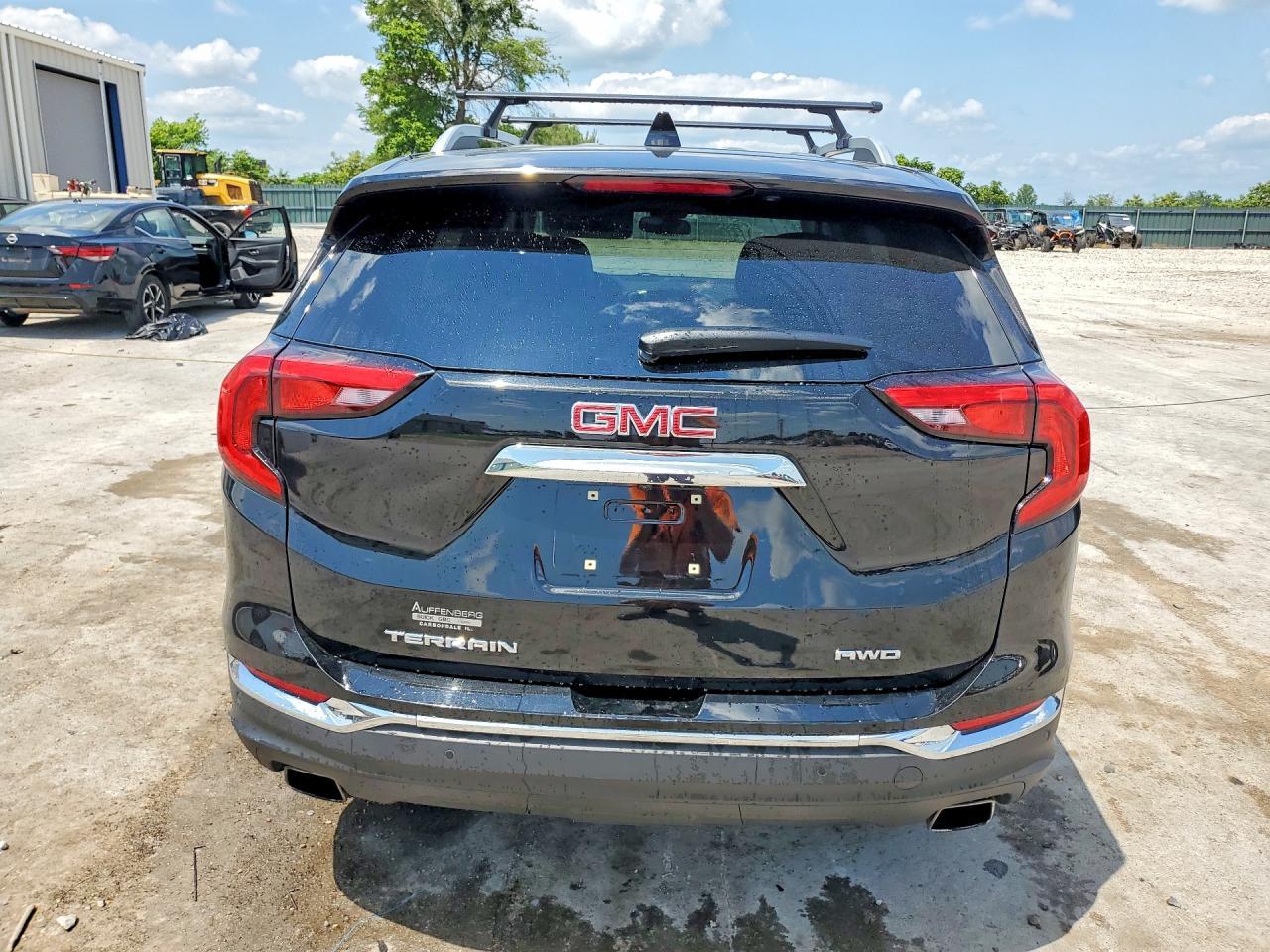 2018 GMC Terrain Slt - Image 6