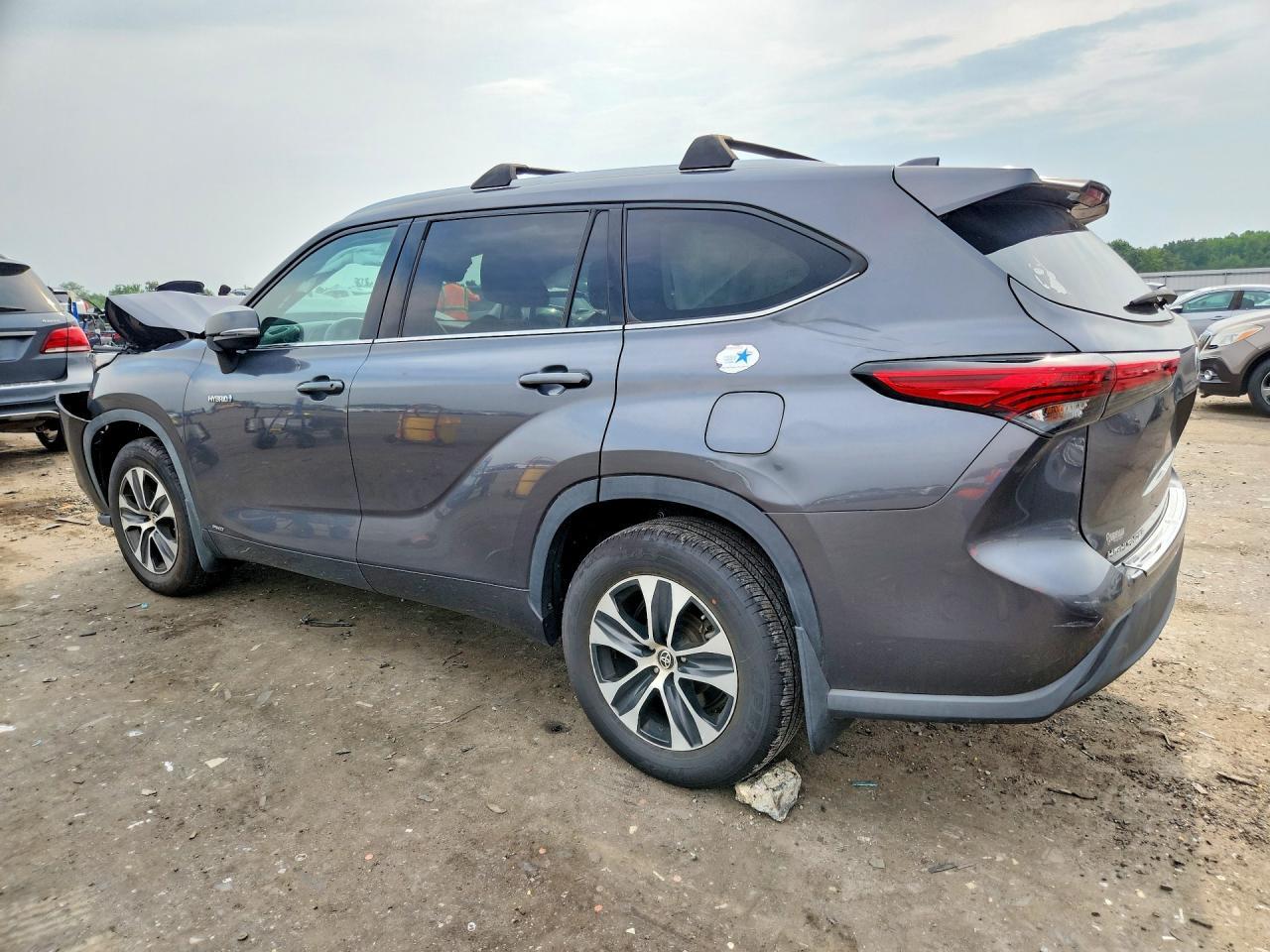 2020 Toyota Highlander Hybrid Xle - Фото 2