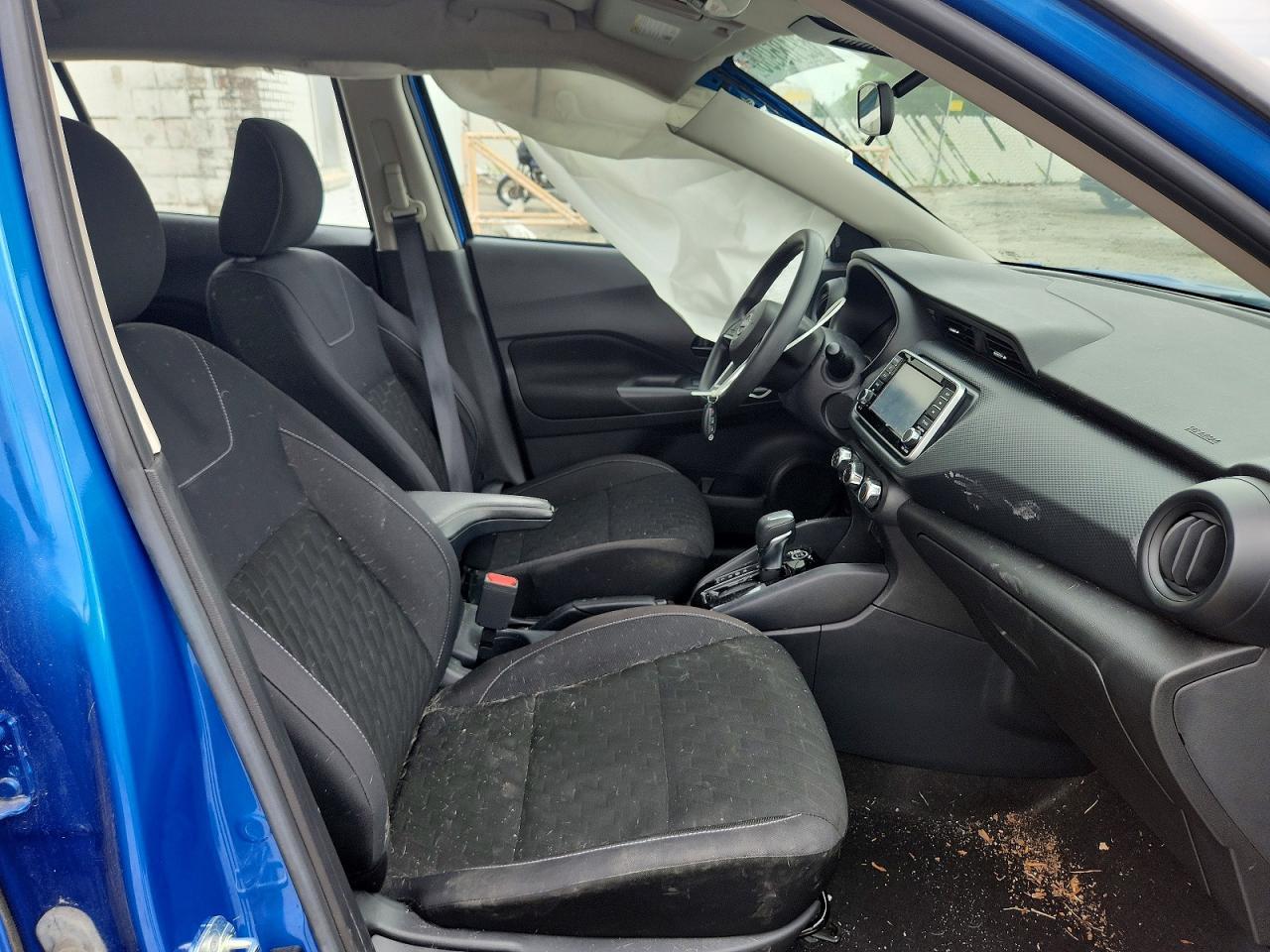 2022 Nissan Kicks S - Image 7