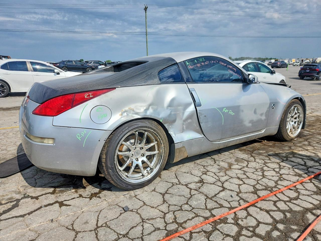 2003 Nissan 350Z Coupe - Фото 3