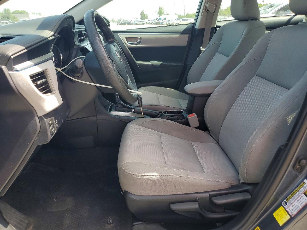 2015 Toyota Corolla Le Plus - Фото 7
