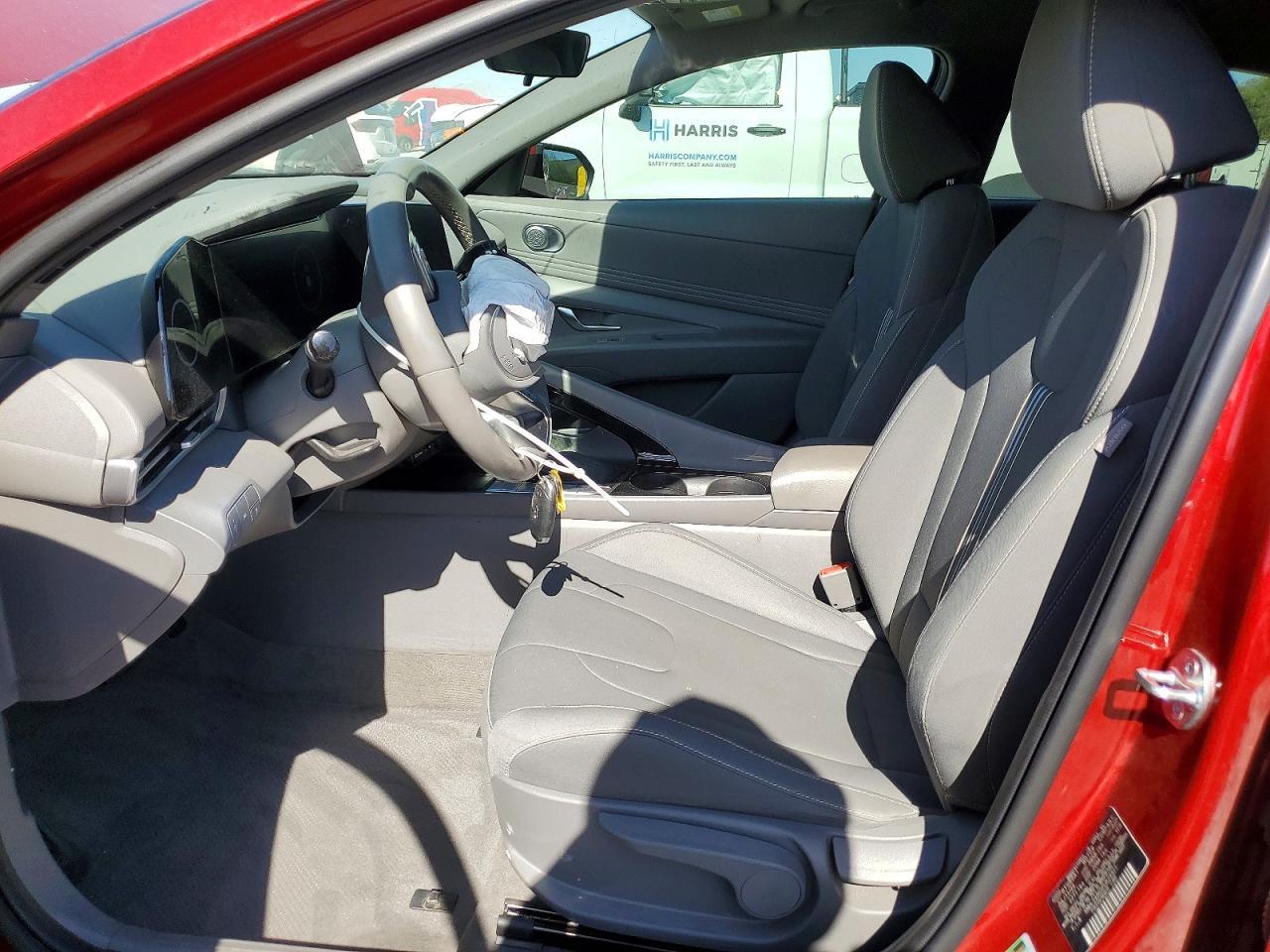 2023 Hyundai Elantra Sel - Фото 7