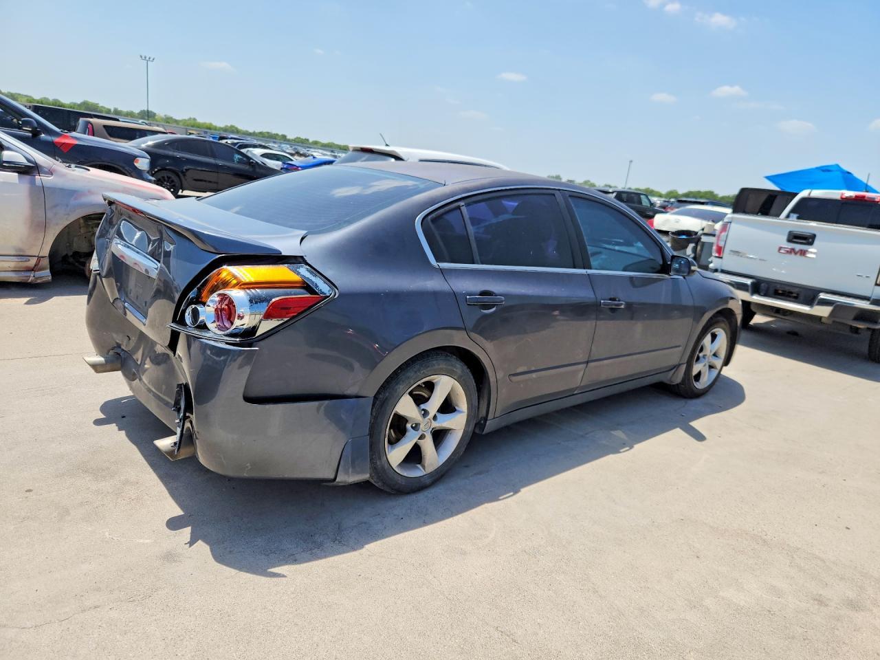2008 Nissan Altima 3.5 Se - Image 3