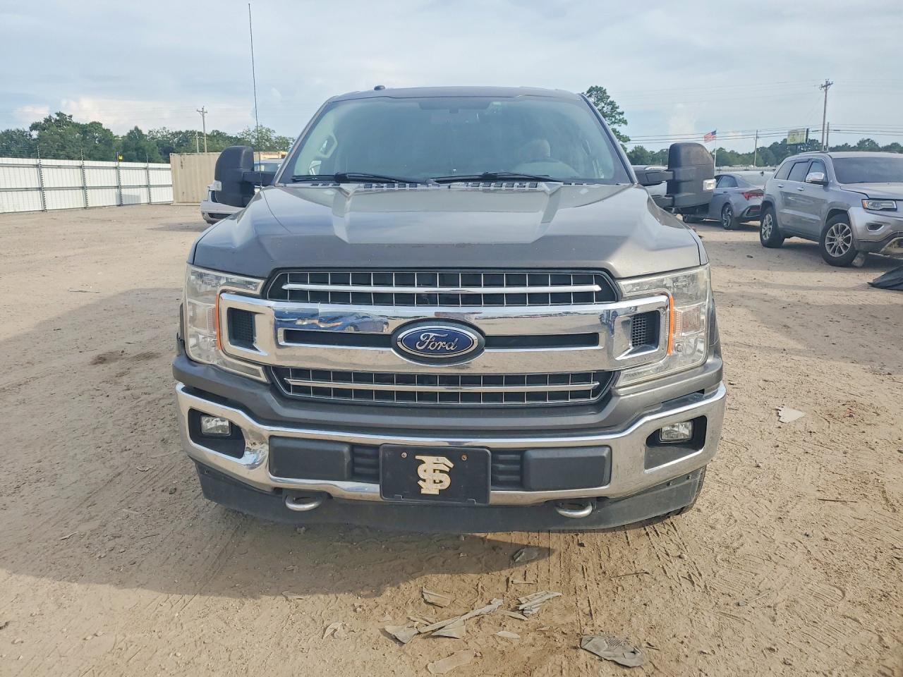 2018 Ford F150 Super Cab - Фото 5