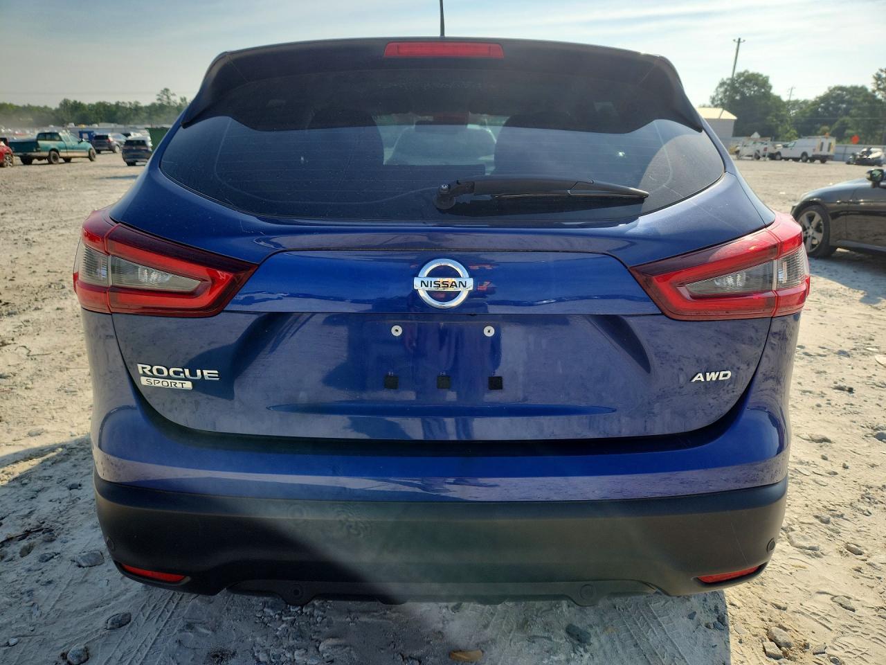 2022 Nissan Rogue Sport S - Фото 6