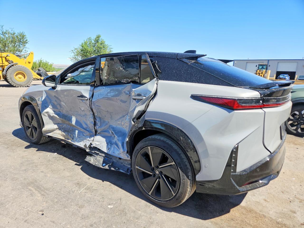 2026 Lexus Rz 550E F Sport - Фото 2
