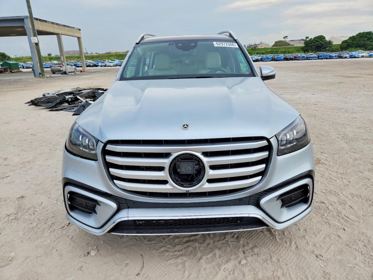 2024 Mercedes-Benz Gls 450 4Matic - Image 5