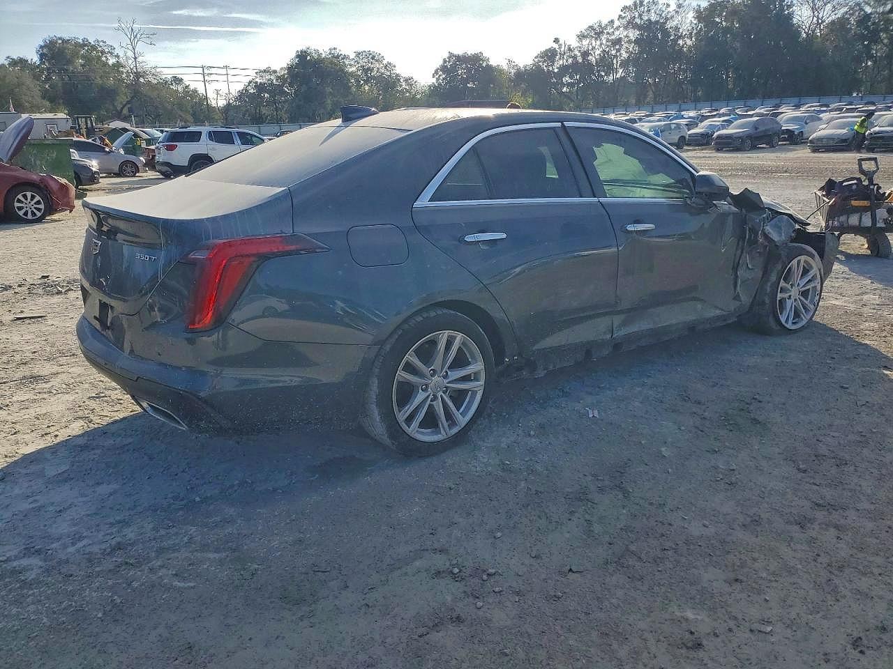 2020 Cadillac Ct4 Luxury - Image 3