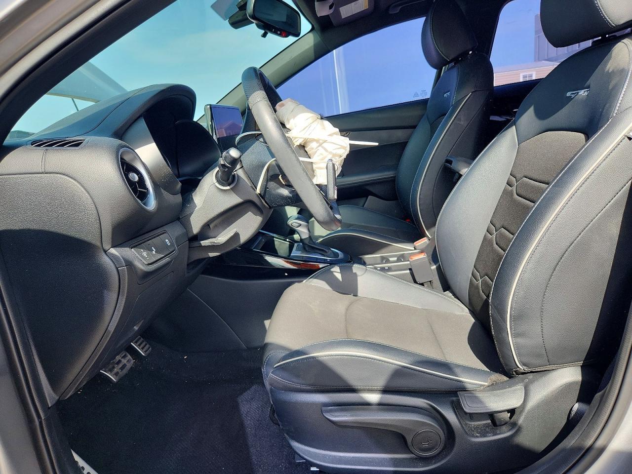 2023 Kia Forte Gt Line - Фото 7