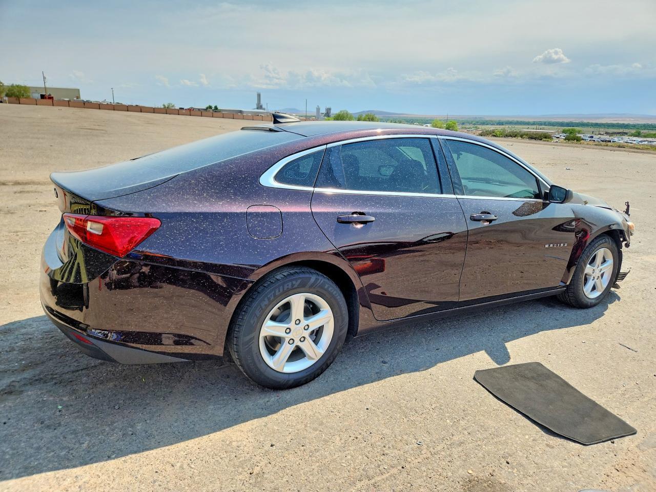 2021 Chevrolet Malibu Ls - Фото 3