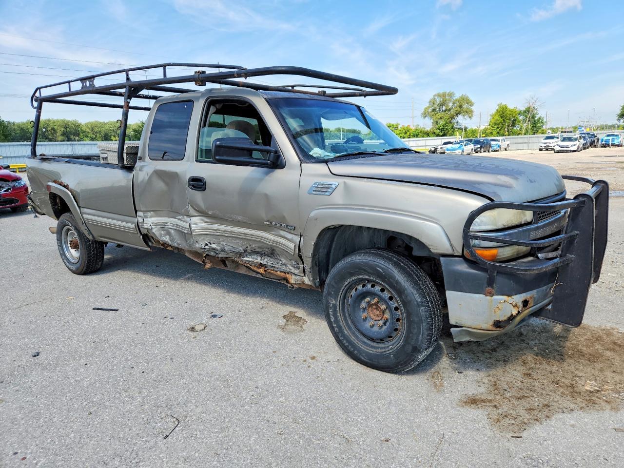2001 Chevrolet Silverado C2500 Heavy Duty - Image 4
